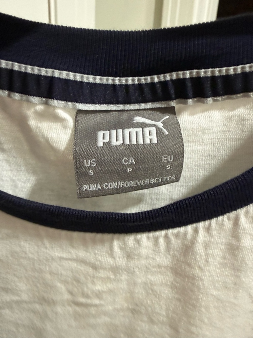 Red Bull Racing Kids Shirt Size Small Puma White Black Ringer - Picture 3 of 3
